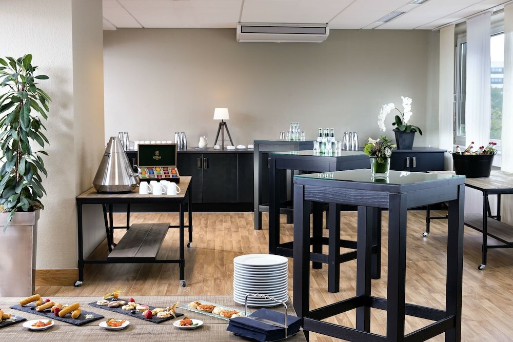 Фото Wyndham Hannover Atrium