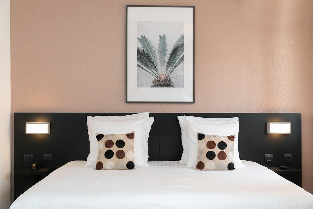 Фото Best Western Hotel Mediterranee Menton