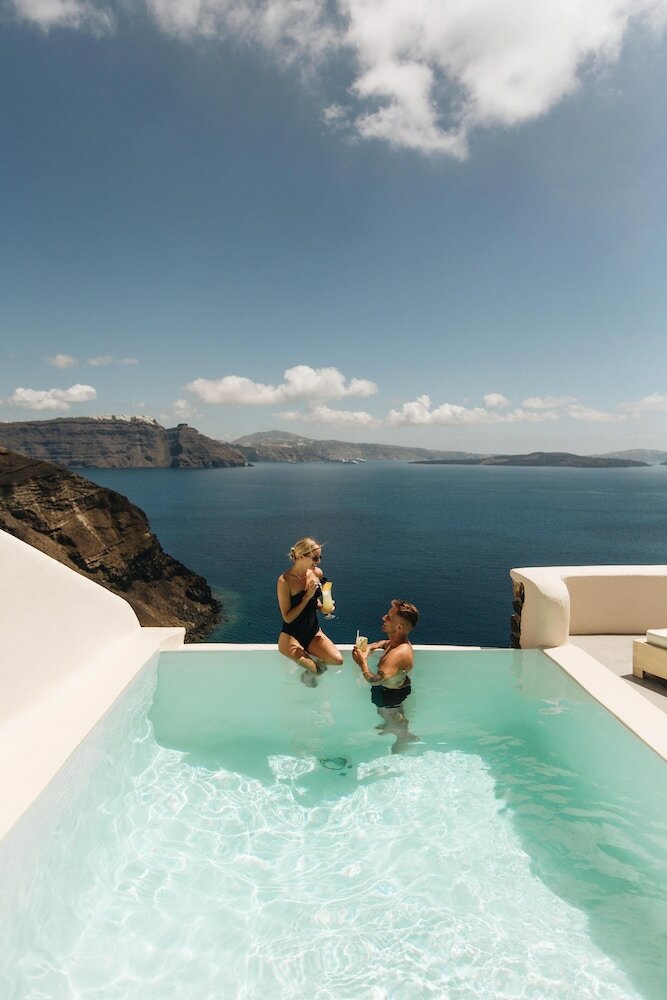 Фото Mystique, a Luxury Collection Hotel, Santorini