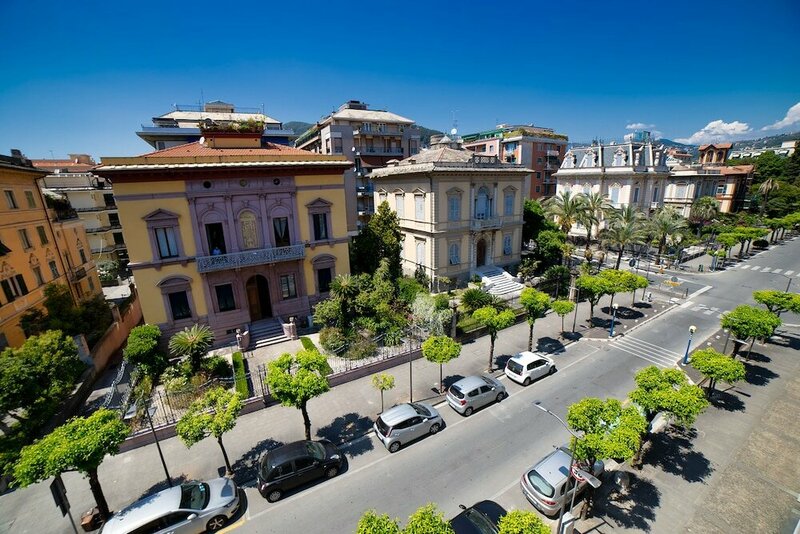 Гостиница Albergo Stella Del Mare в Кьявари