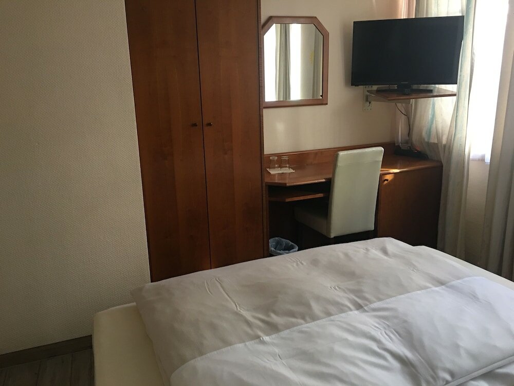 Фото Hotel Alt Düsseldorf