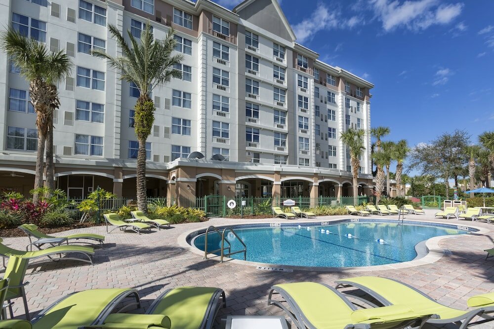 Фото Holiday Inn Express & Suites S Lake Buena Vista, an Ihg Hotel