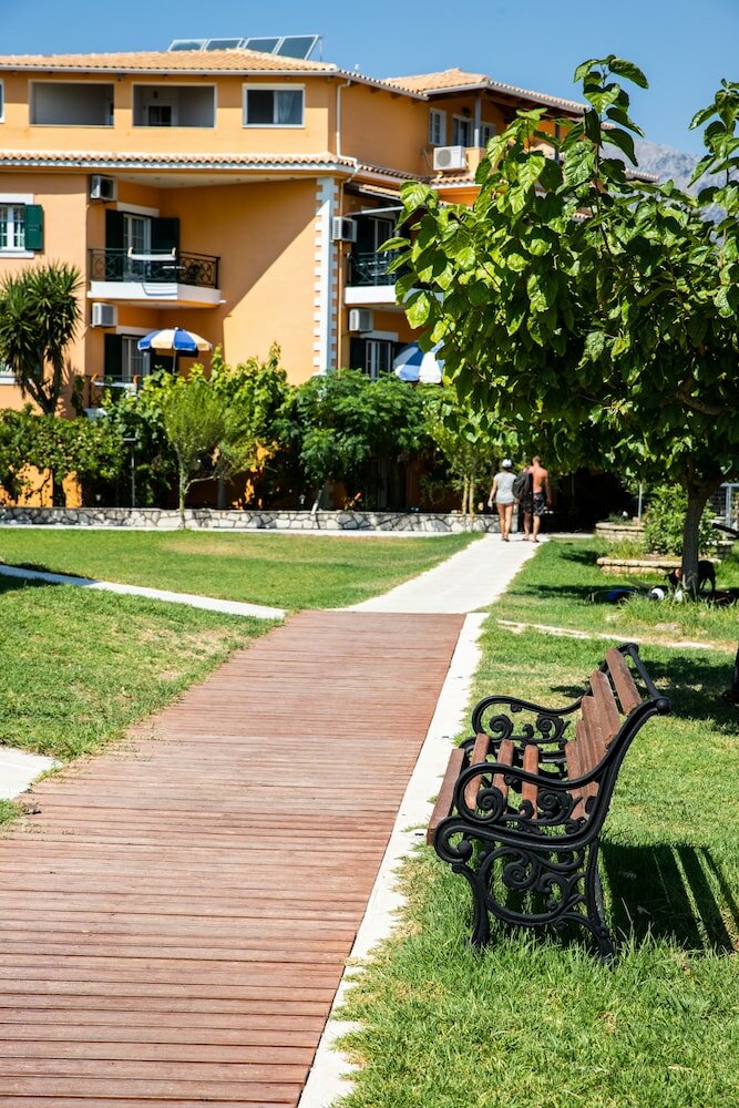 Фото Odeon Hotel