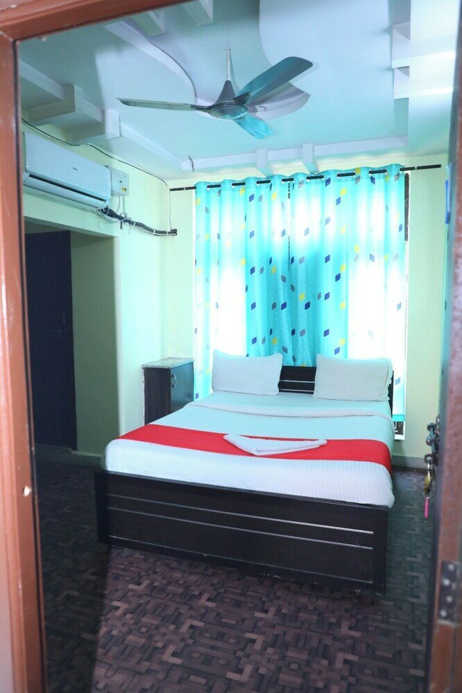 Фото IROOMZ Peaceful Stay Villa