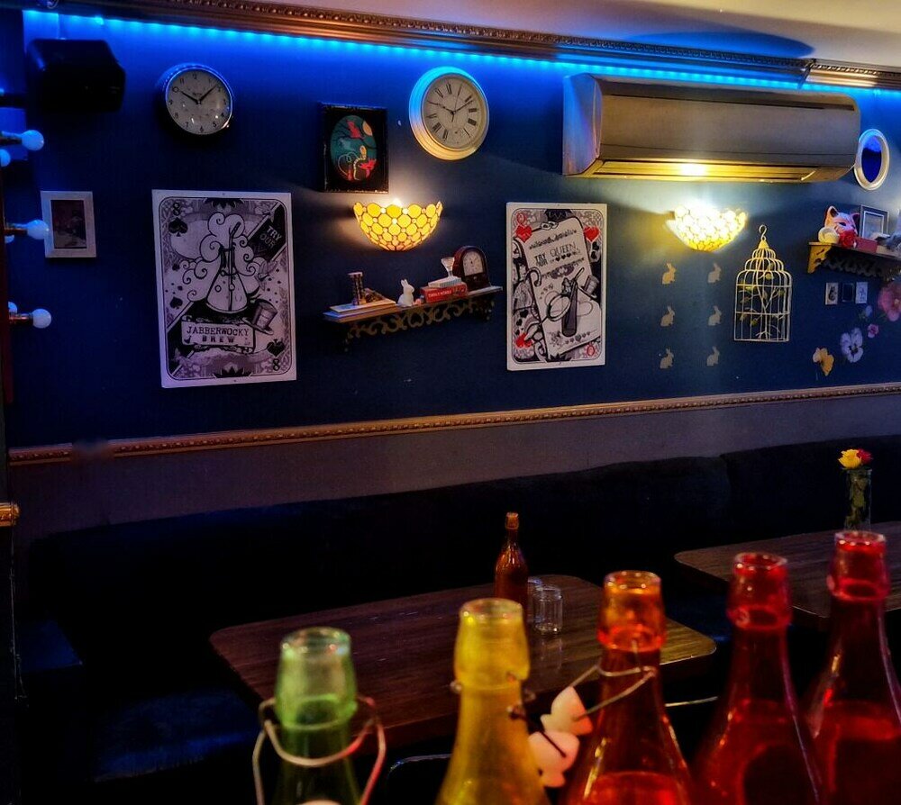 Фото The Mad Hatter Oxford