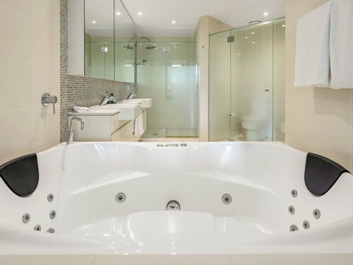 Гостиница Luxury Apartments on Bells Boulevard