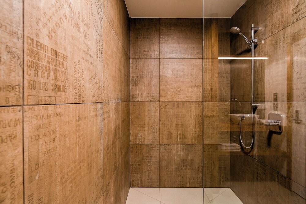 Фото The Thomas Gregg Apartments