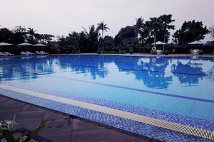 Гостиница Barata Hotel Near Bandara Soekarno Hatta в Тангеранге