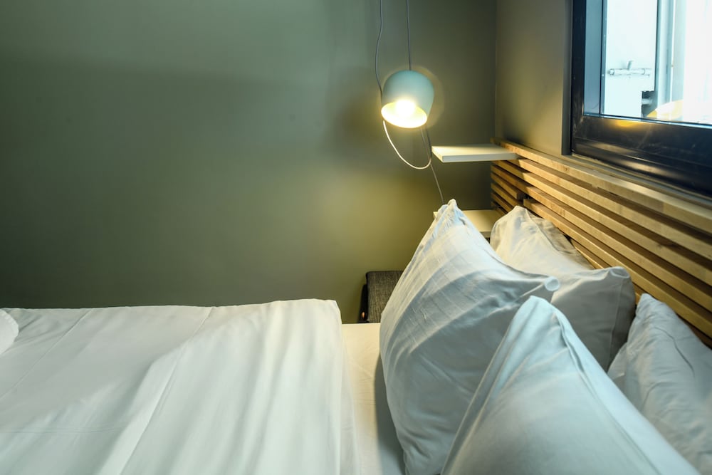 Фото Turquoise Chic Dizengoff Ctr by SeaNRent