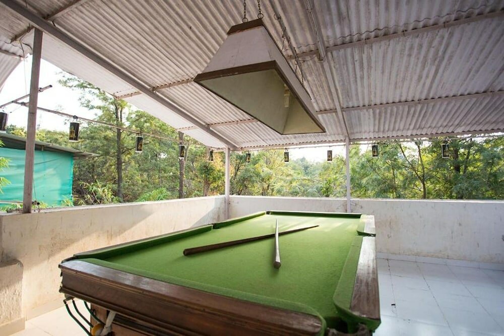 Фото The Signature Crest