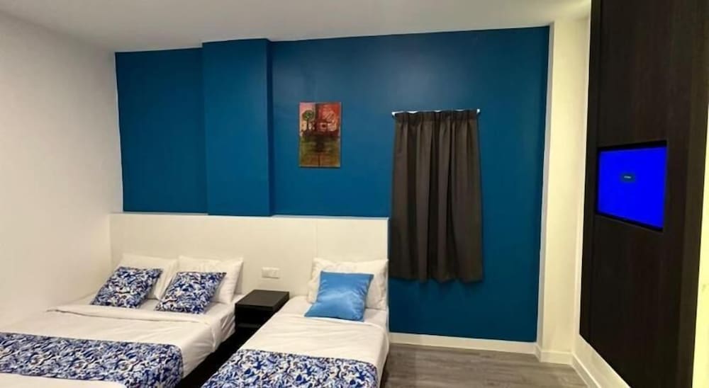 Фото Oyo 90832 Hotel Apsara Temerloh Gateway