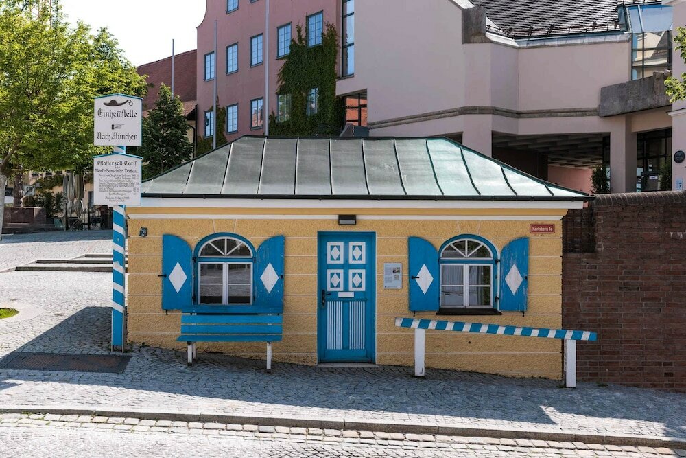 Фото отеля 2