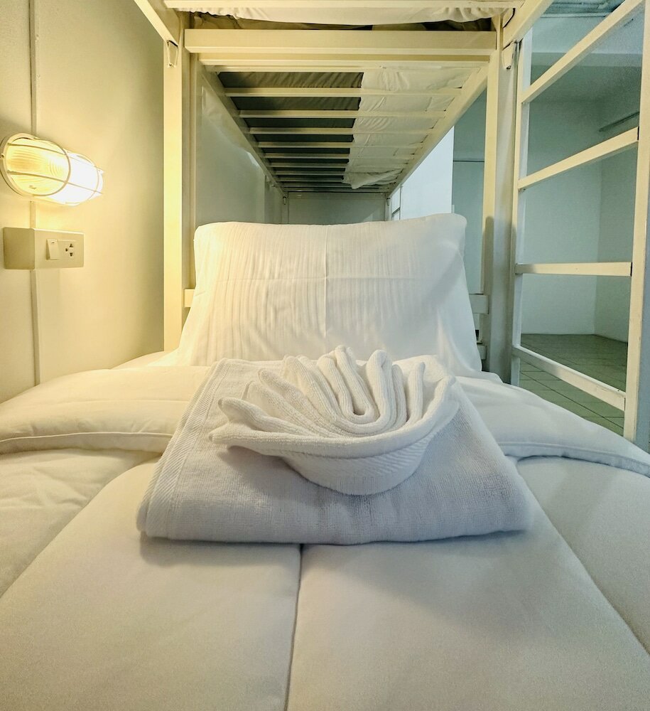 Фото Piccolo Sukhumvit Hostel