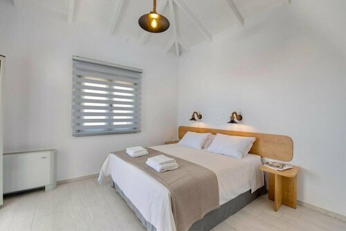 Гостиница Tania Villa - Elegant 4 Br Villa With Private Pool