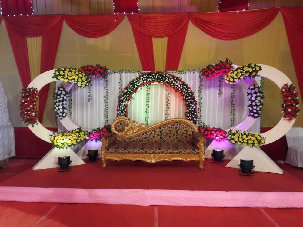 Фото Hotel Ambarish