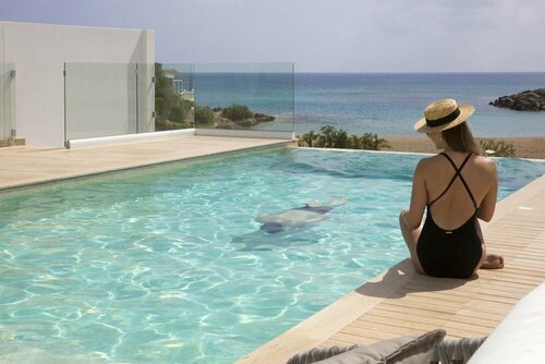 Гостиница Blue Waves Protaras Beachfront Villa 3
