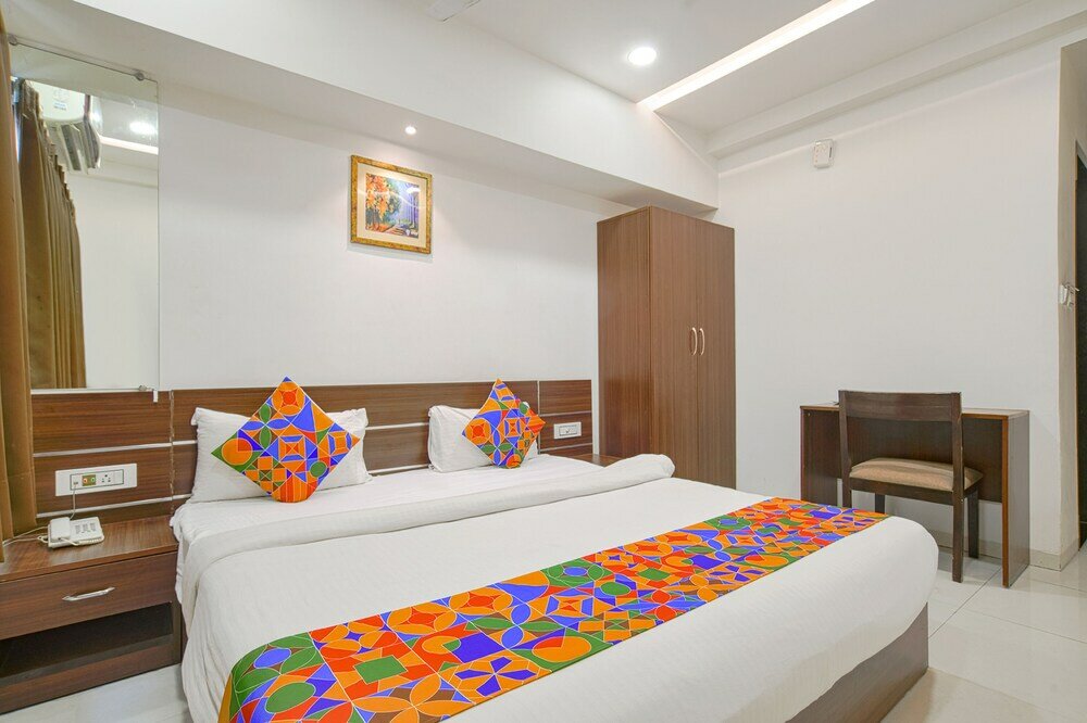 Фото Fabhotel Regal Regency