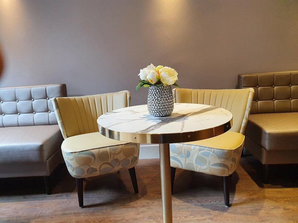 Фото Hotel Aadam Wilhelmina