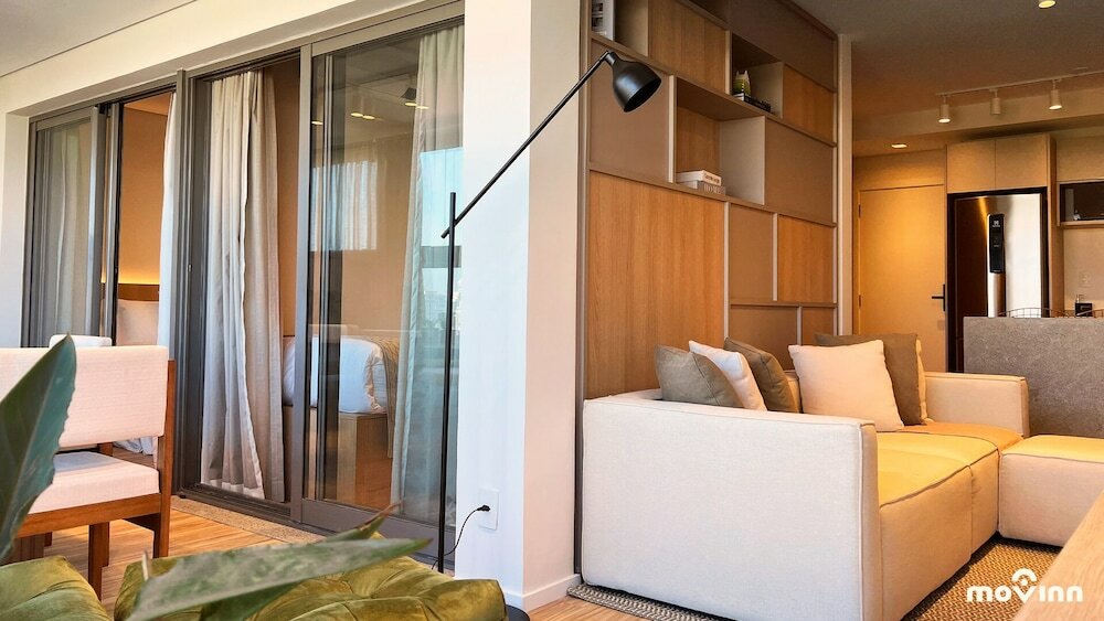 Фото White by Movinn