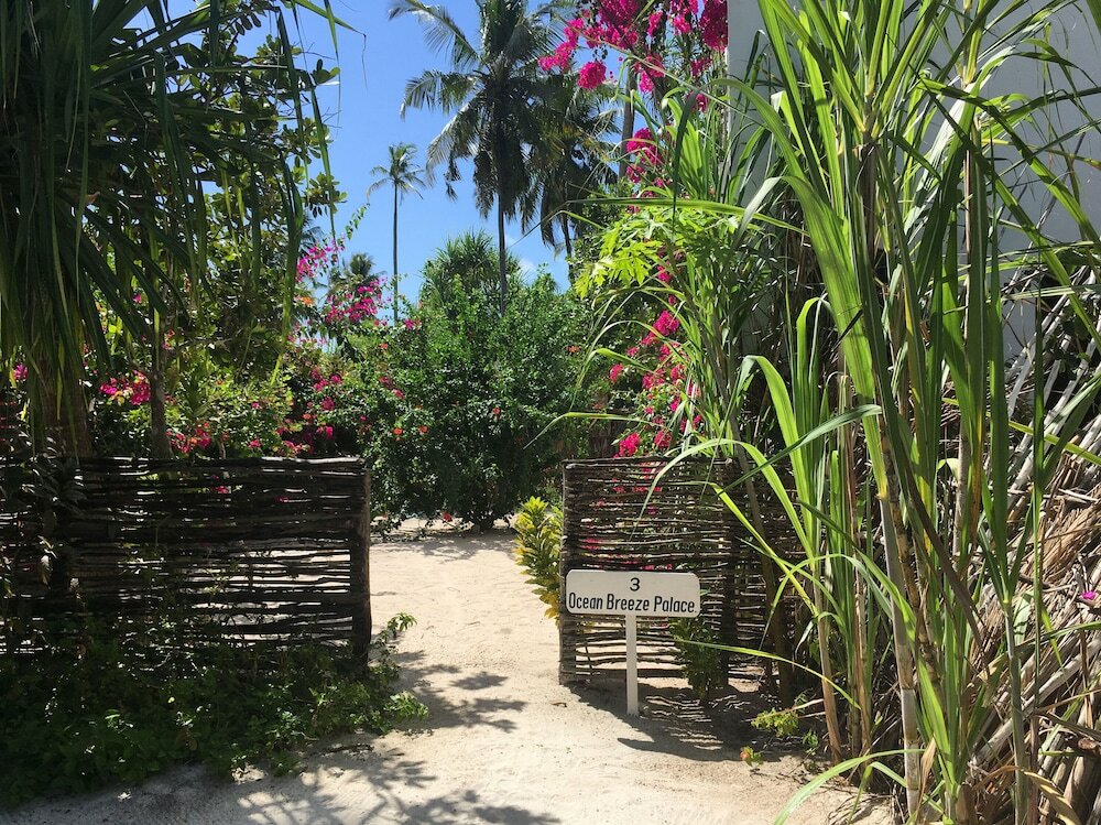 Фото Laguna Palace Michamvi Kae