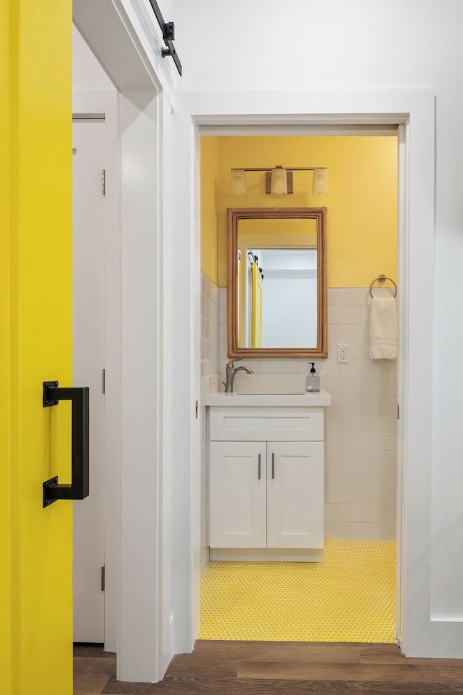 Фото Custom House Inn