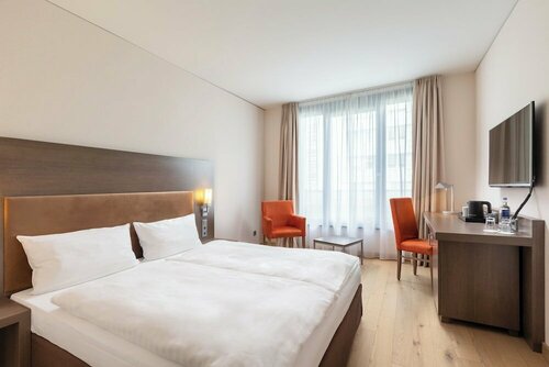 Внешний вид отеля IntercityHotel Dresden в Дрездене, фото 2