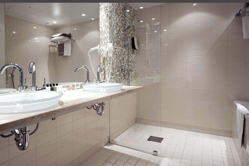 Фото Clarion Hotel Sign