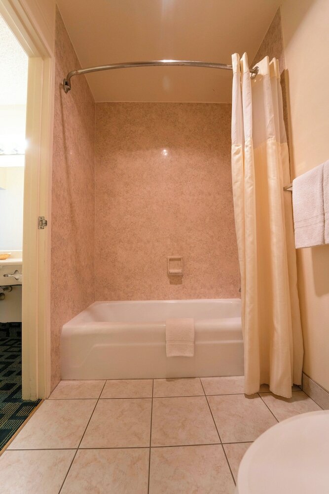 Фото Royal Plaza Inn