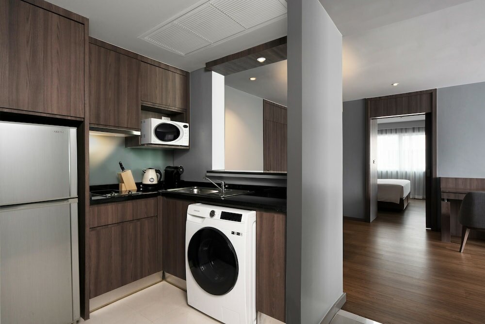 Фото Novotel Living Bangkok Sukhumvit Legacy