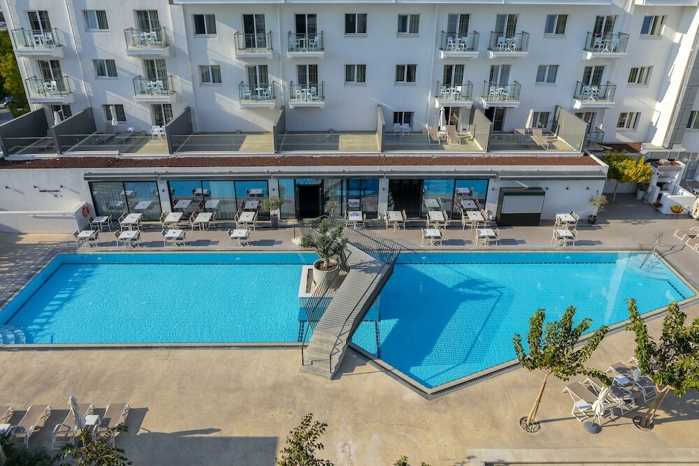 Фото Anemi Hotel & Suites