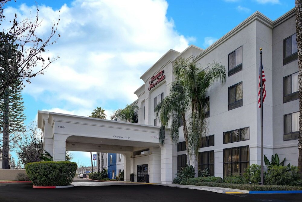 Фото Hampton Inn & Suites Tulare