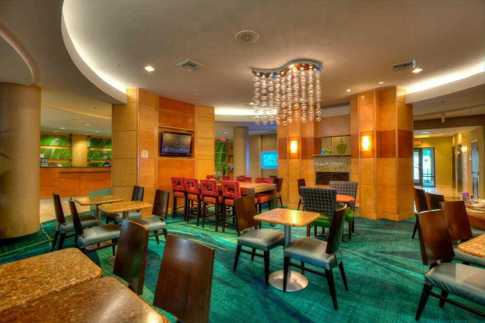 Фото Springhill Suites by Marriott Tampa Brandon