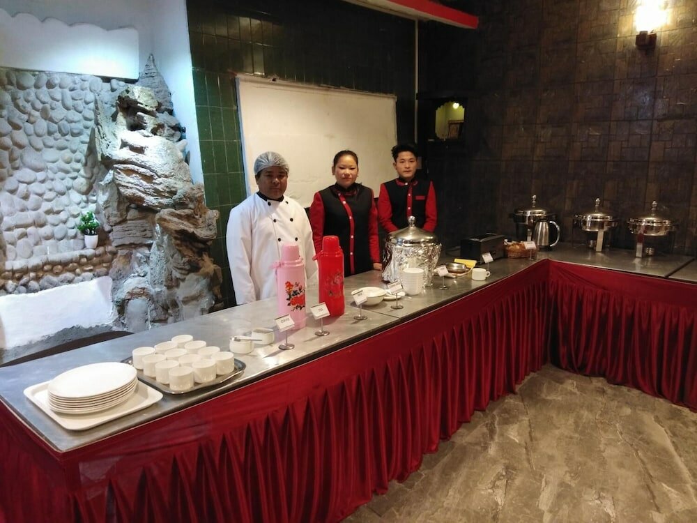 Фото Hotel Flora Fountain