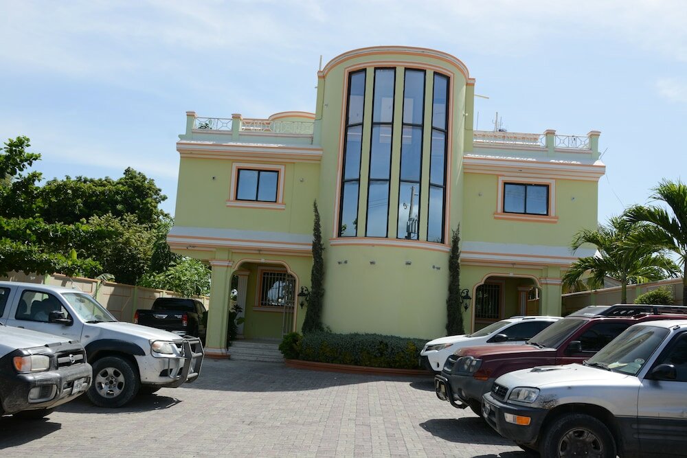 Фото отеля 1