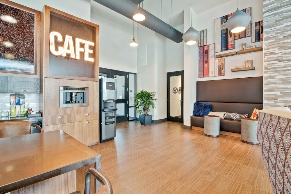 Фото Global Luxury Suites in Menlo Park