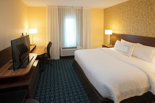 Гостиница Fairfield Inn & Suites by Marriott Detroit Lakes