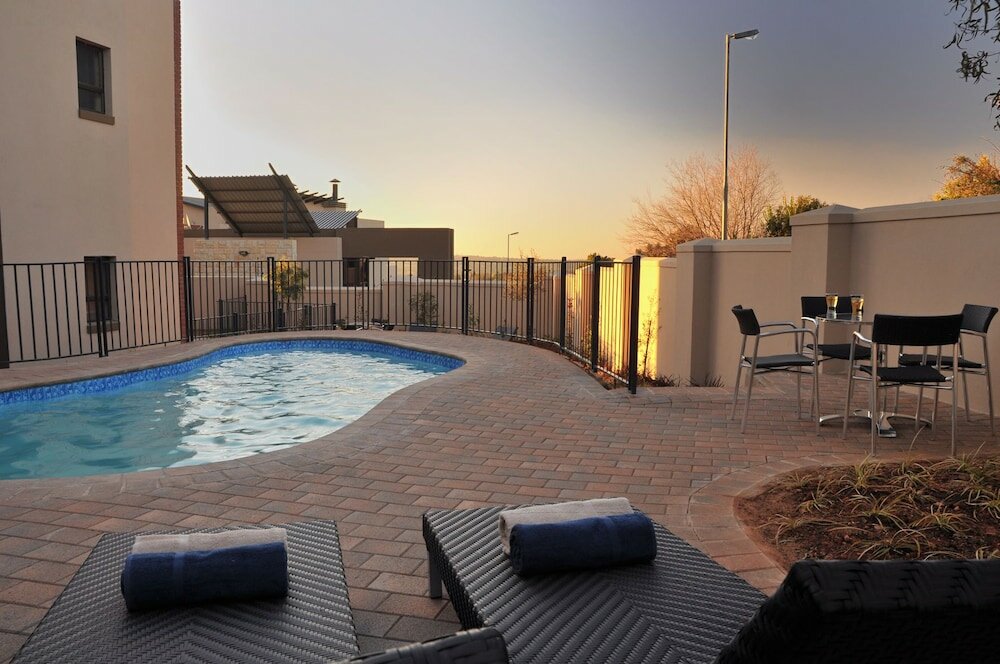 Фото All Suite on 14th