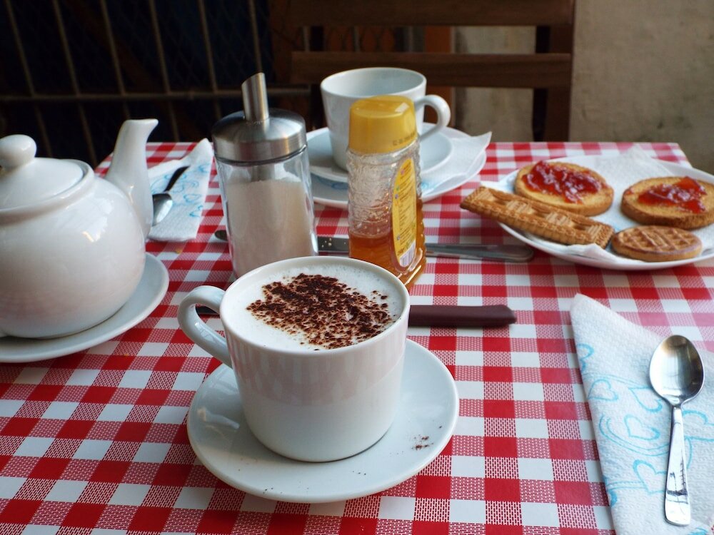 Фото B&b In giro per Napoli