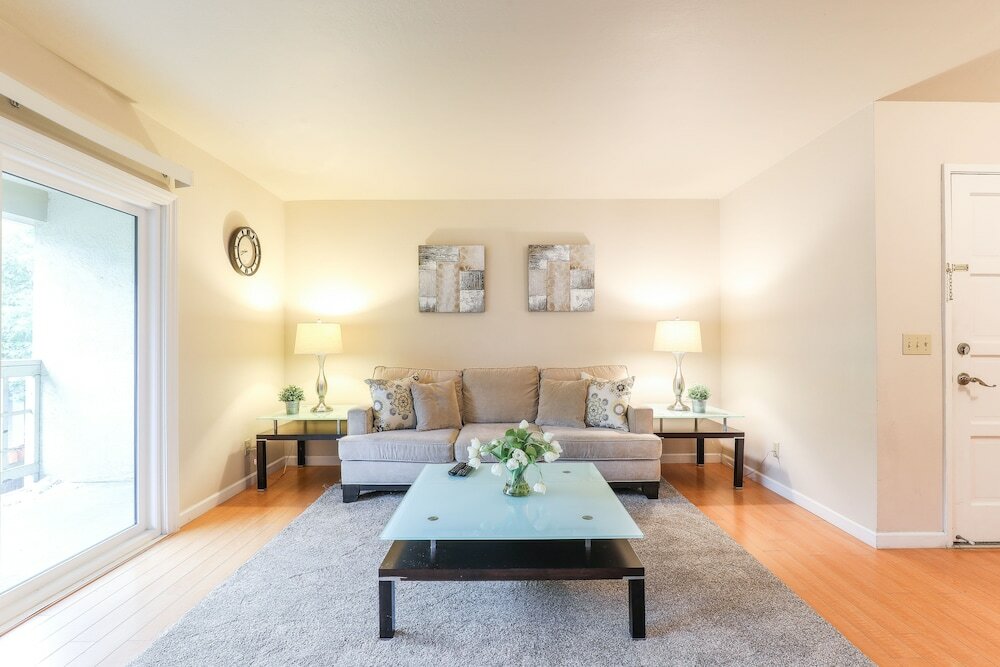 Фото Chips and Salsa