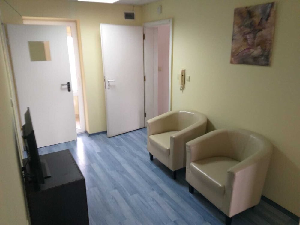 Фото Happy Hostel