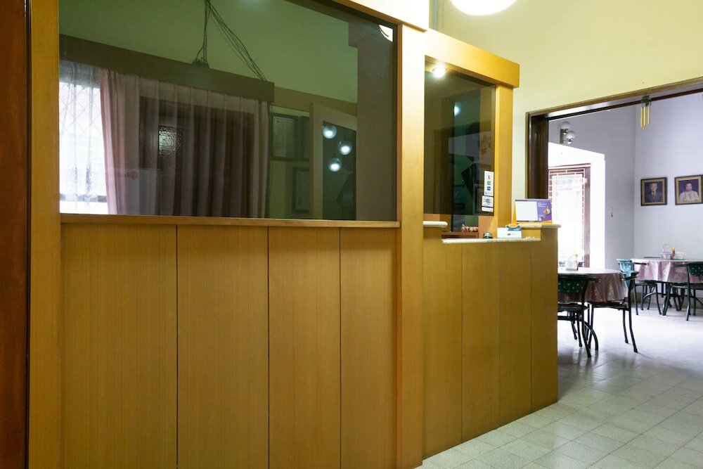 Фото RedDoorz Plus near Brawijaya Museum