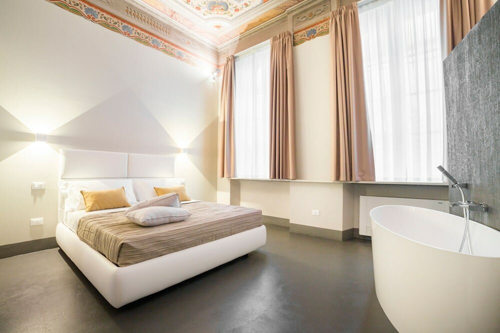 Фото Lucus Exclusive B&b