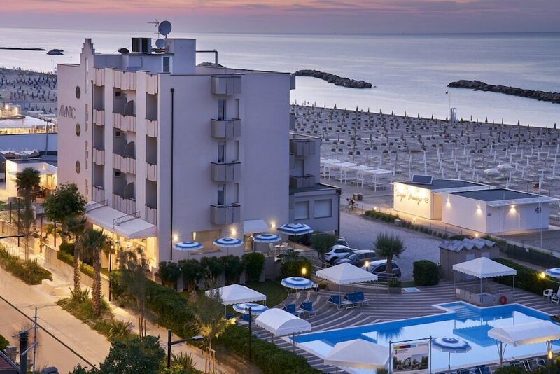 Гостиница Atlantic Spiaggia в Римини