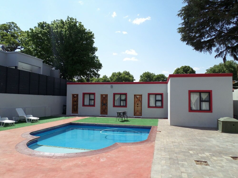 Фото DJ Guest Lodge