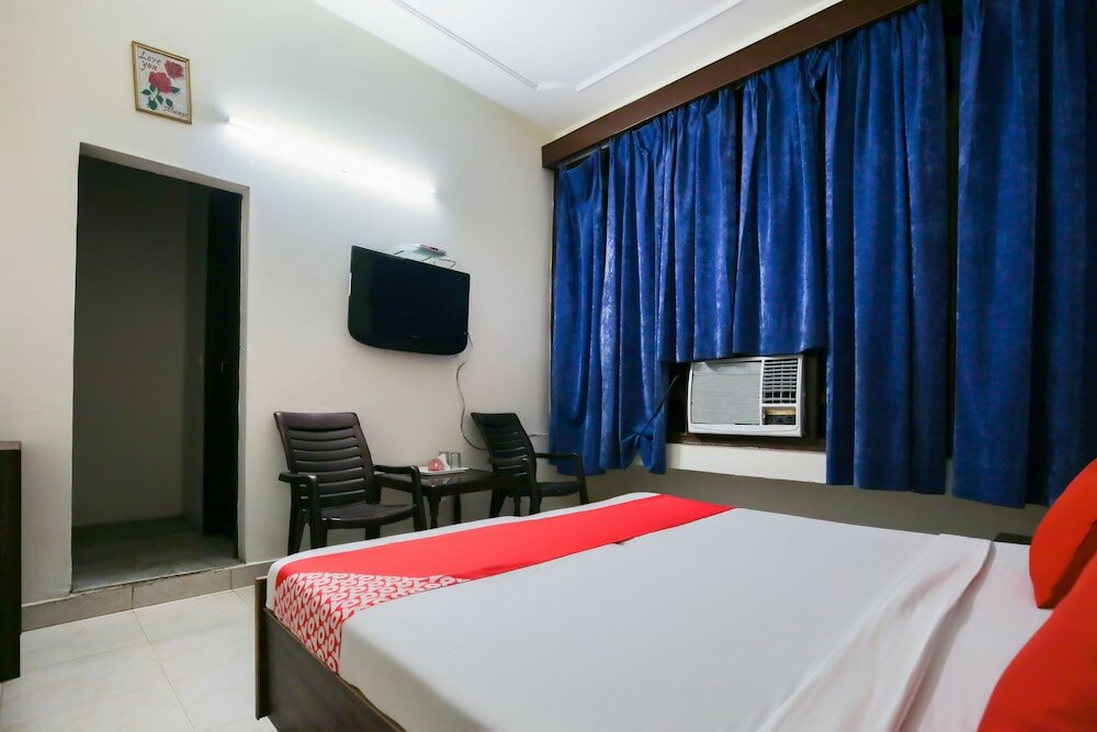 Фото Oyo 4601 City Plaza