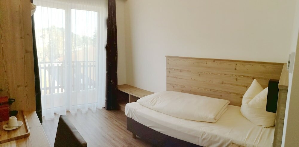 Фото Hotel Jagdhof