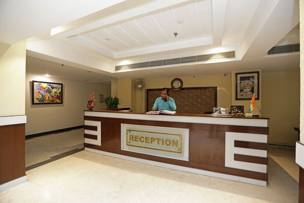 Фото Capital O 445 Impress Hotel