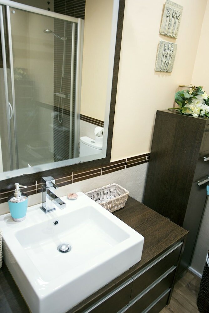 Фото Heavenly & Ocean Blue Apartment