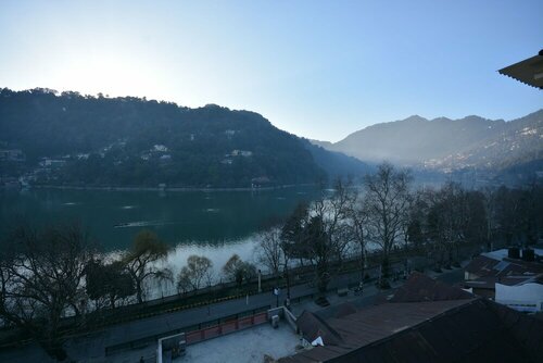 Гостиница Hotel Happy Home The Lake Paradise