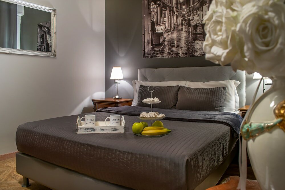 Фото 051 Room & Breakfast